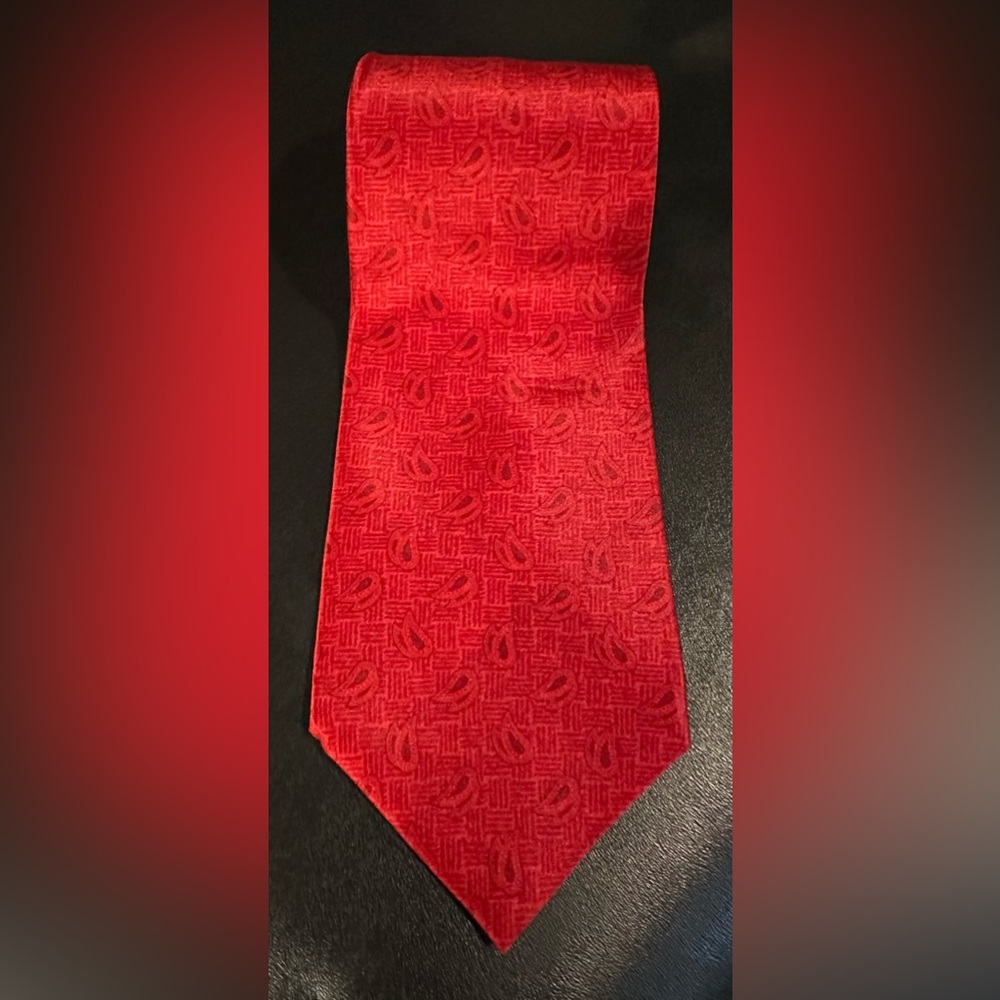 Burma Bibas Red Paisley Silk Tie